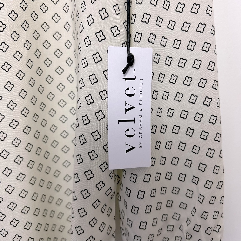 Velvet by Graham & Spencer Modern Tiny Floral Patterned Cream Blouse NEW Scandi - Picture 9 of 13